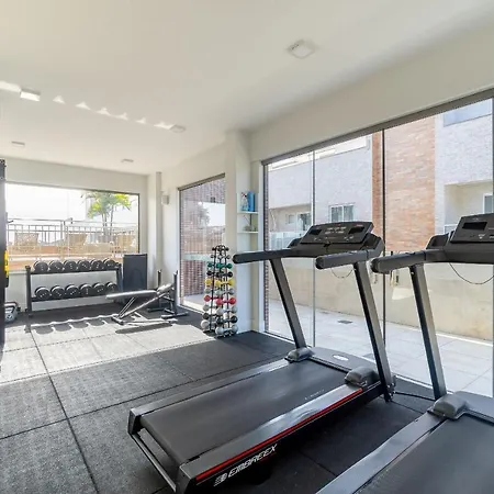 Porto Madero - Amplo Apartamento em Condo com Piscina-3